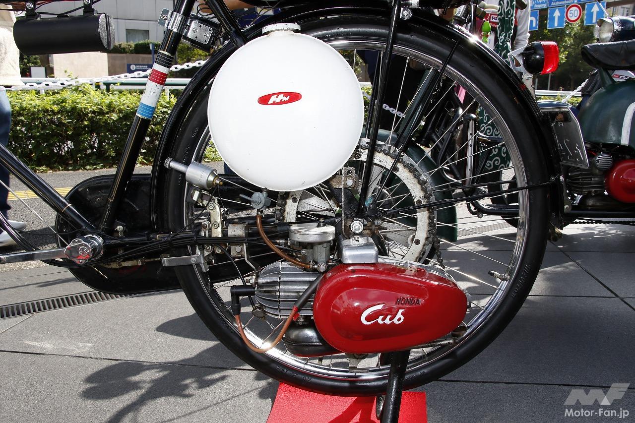 This extremely rare Cub was spotted at the 27th Cafe Cub Meeting in Aoyama.