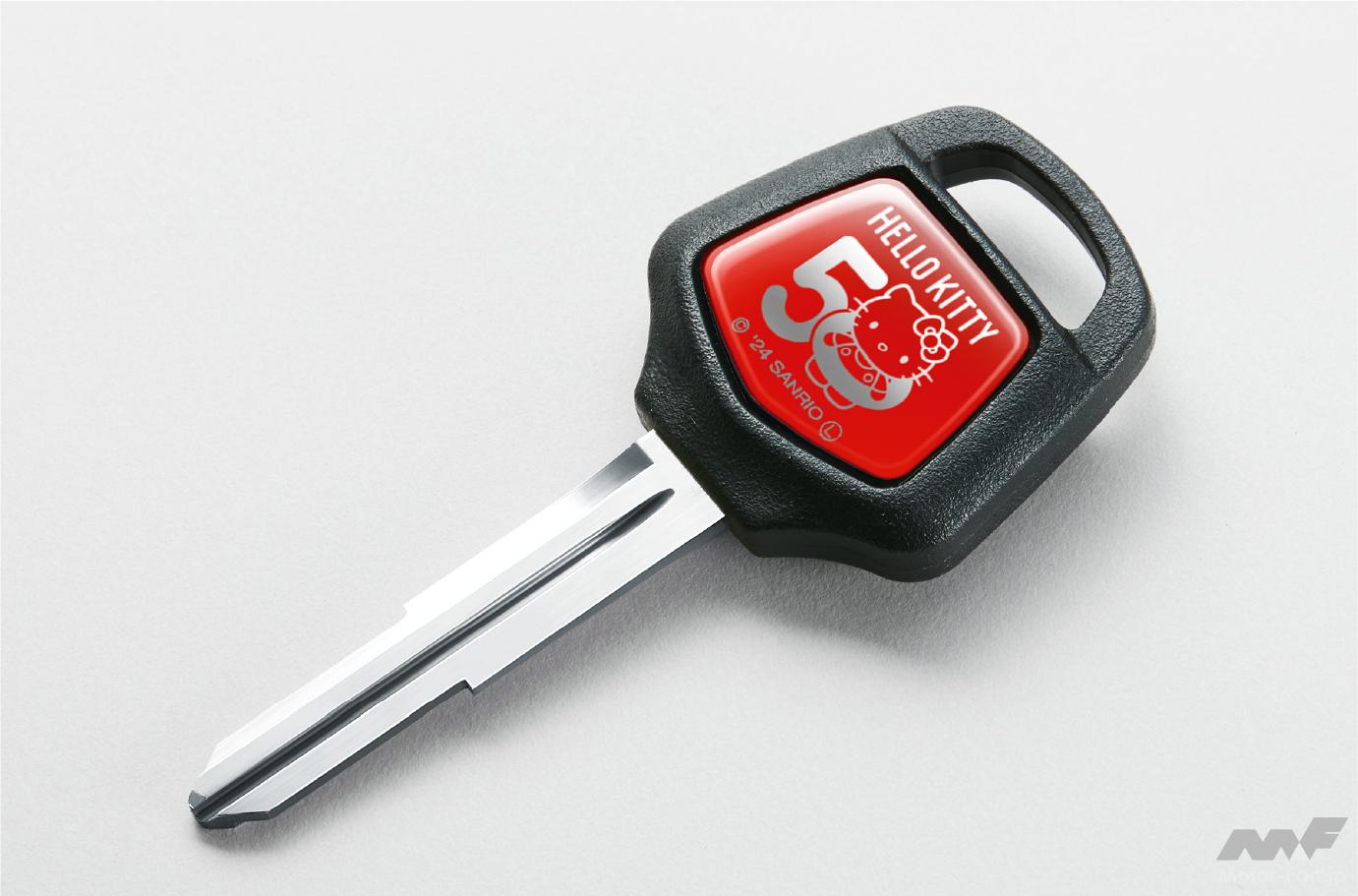 Wow, how cute is Hello Kitty! Honda releases Hello Kitty models for the Super Cub 50 and Super Cub 110 for a limited time.