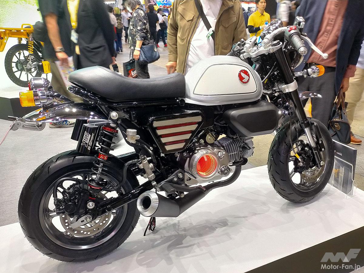 Customize the Honda Monkey 125 into a retro cafe racer! Includes a rare clutch cover [Tokyo Motorcycle Show 2025]