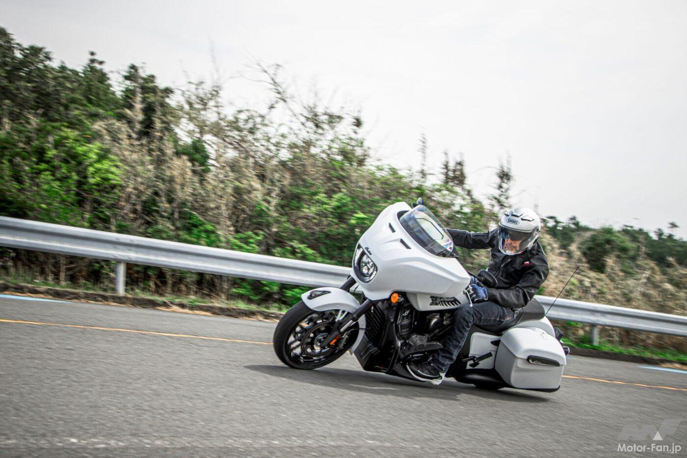 Test drive of the Indian Chieftain Power Plus dark horse: A truly capable American that doesn’t fit the mold of “