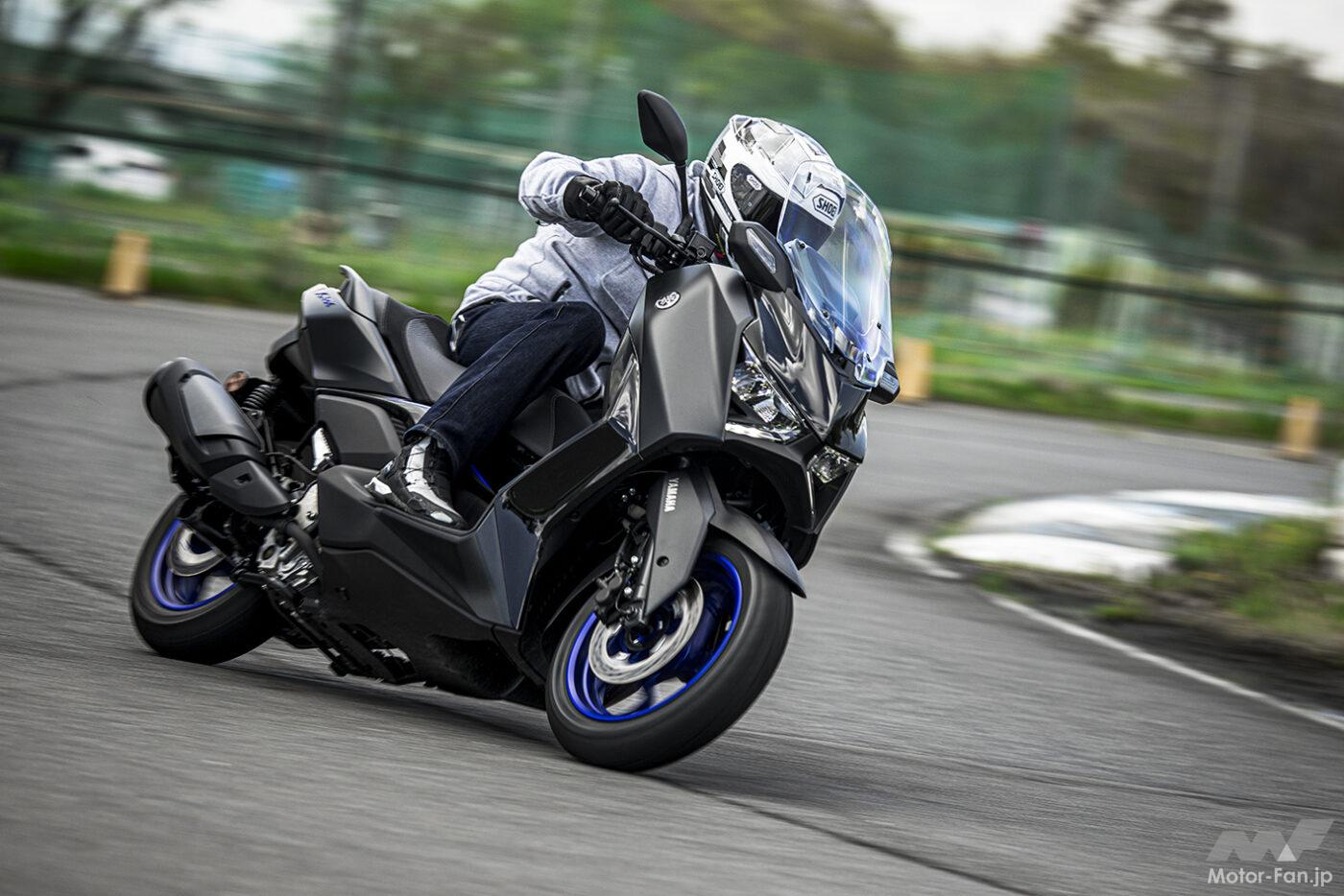 The new Yamaha XMAX, a 250cc big scooter that is now rare. Here are some of its merits after comparing it with the NMAX and 1