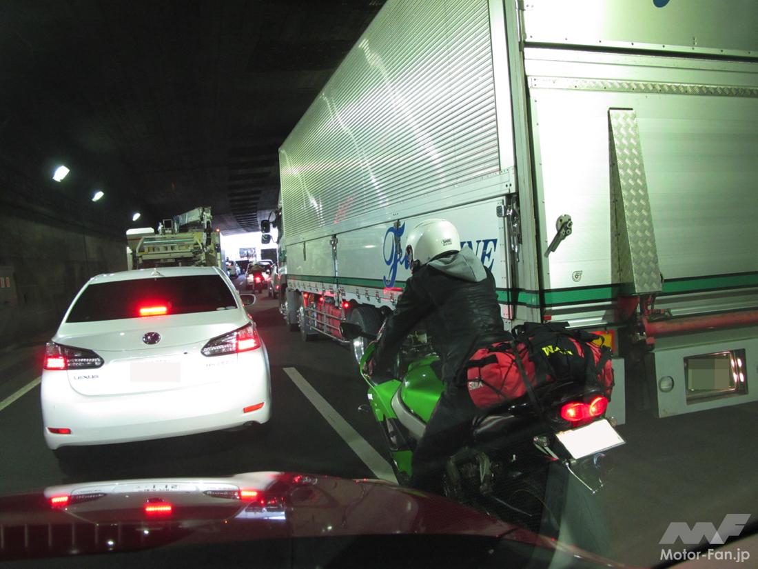 “Overtaking” and “passing” – which is a violation when a motorcycle passes on the left?