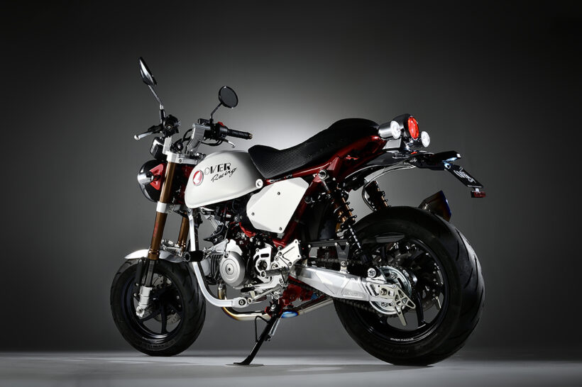 The inside features a special truss structure! A luxurious, machined aluminum swingarm for the Monkey 125 [OVER Racing]