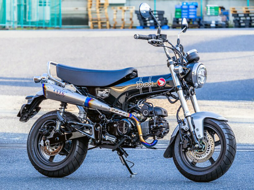 OVER’s latest silencer, “TT-Formula RS+PRO,” is used exclusively for the Dax 125! Luxurious full titanium [