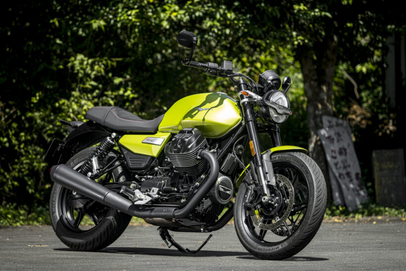 The new Moto Guzzi V7 Sport has undergone a dramatic transformation that goes beyond the numerical value. Even sporty riders