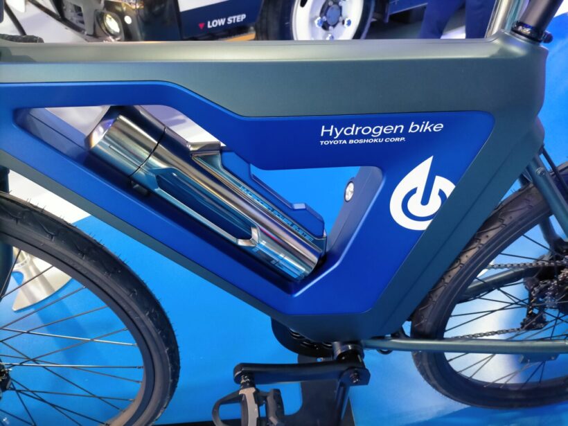 A new generation of “hydrogen-assisted” bicycle system developed by Toyota Boshoku [Japan Mobility Show 2025]