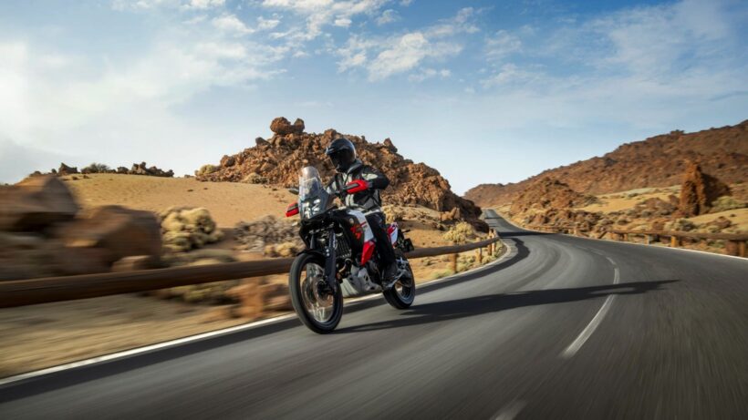 The 2026 Yamaha Ténéré 700 World Raid model debuts in Europe, featuring an electronic throttle and improved suspension!