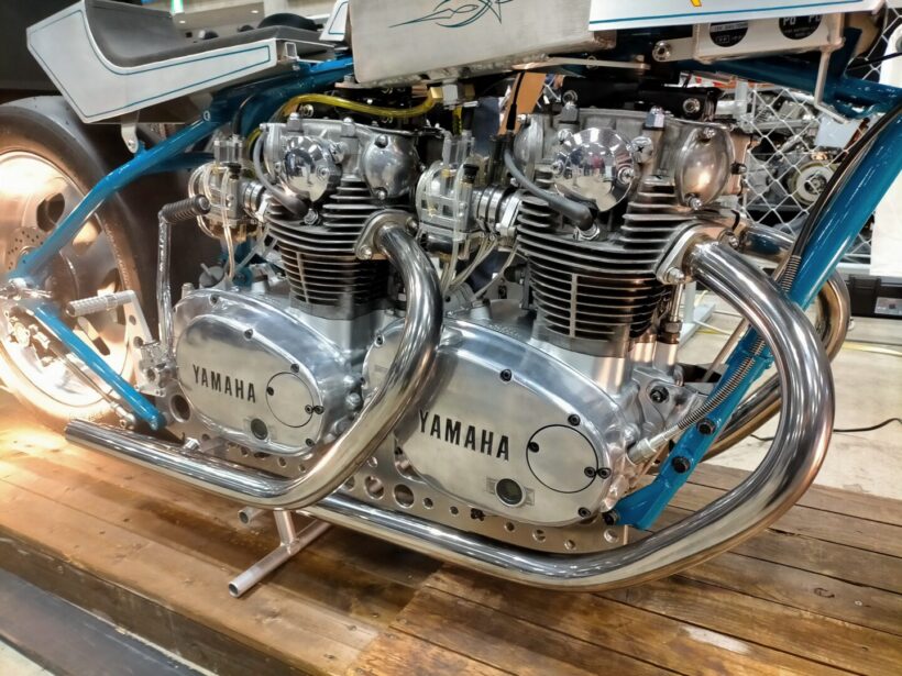 Yamaha XS650 Special with U-shaped dual parallel twin engine